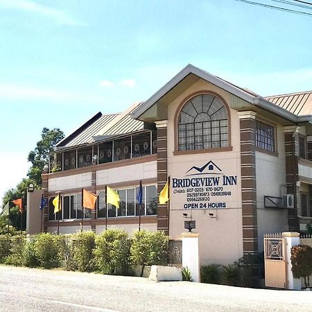 Bridgeview Hotel Лаолаг Екстериор снимка